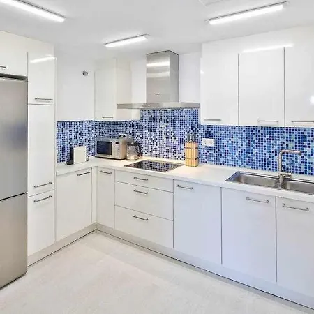 Puerto Banus Penthouse K1 Апартаменти